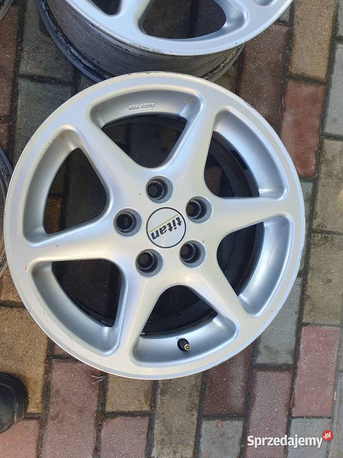 Felgi aluminiowe 15 rozstaw 5x110 Opel Vectra Samochodowe Suwałki