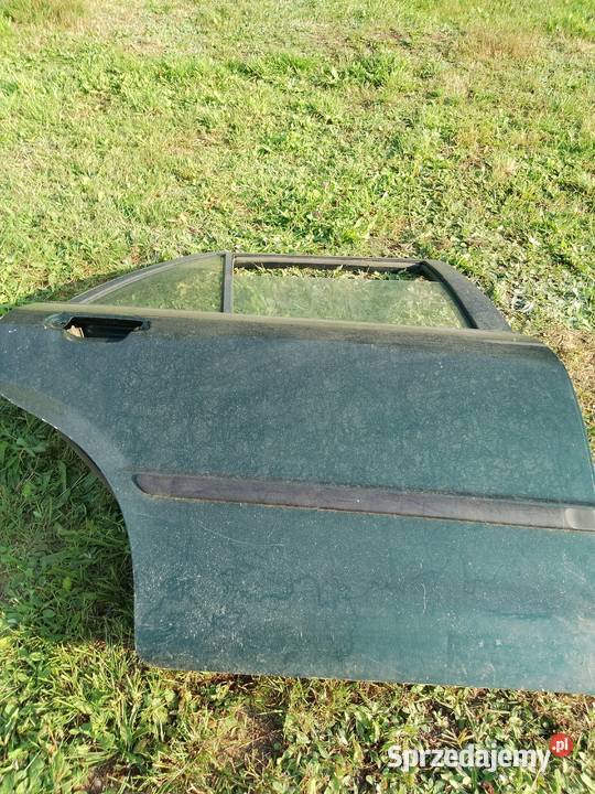 Drzwi Mazda 323f Ostrowiec Świętokrzyski sprzedam