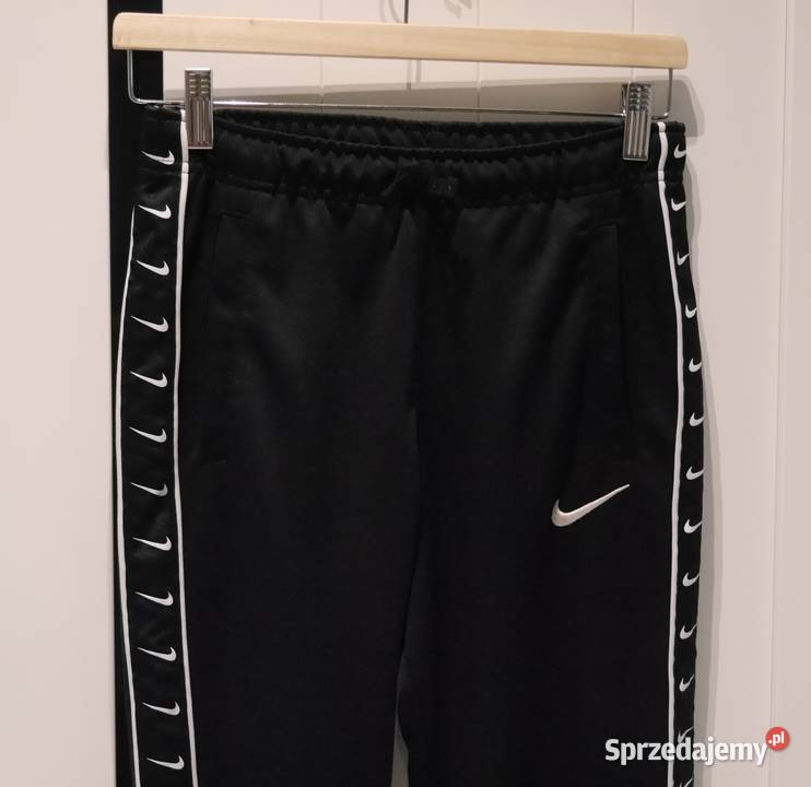 Nike świetne spodnie dresowe 147 158 Wrocław