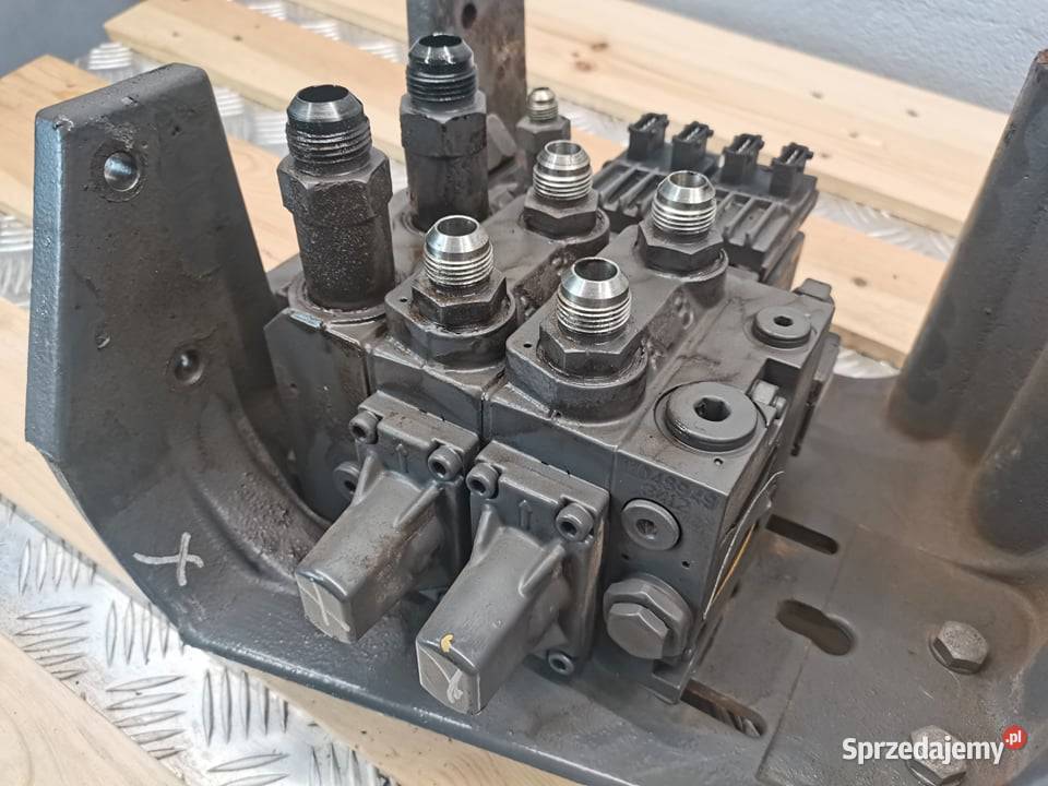 Valtra T 2014r Blok zaworowy SauerDanfoss Wilkowo