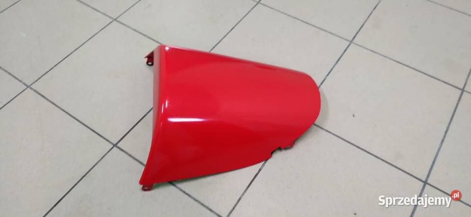 Zadupek pokrywa siedzenia Honda VFR 750 97r Brzeszcze