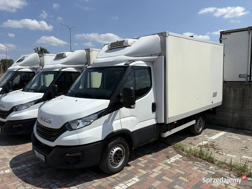 Syndyk sprzeda marki Iveco Daily 35S16 o rej 1100kg