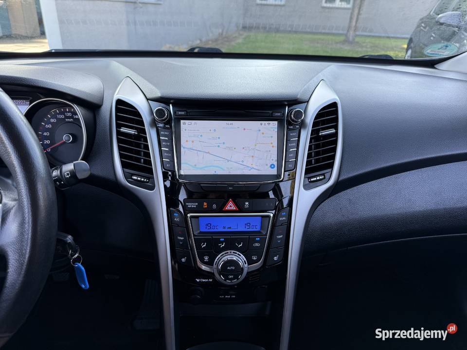 Hyundai i30 14 BENZYNA Klimatronik Nawigacja czarny Konin