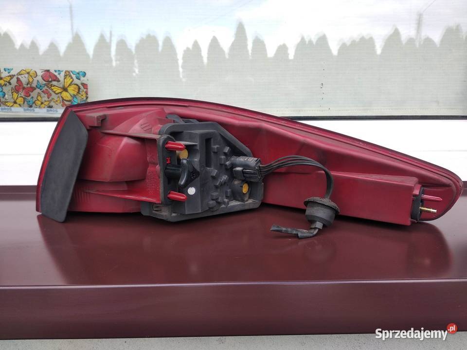 Peugeot 607 LIFT FL lampa tył tylna lewa narożna Sieradz