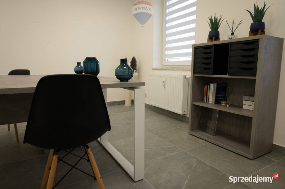 Lokal usługowy w stylowej kamienicy 24.2m2 Cieszyn