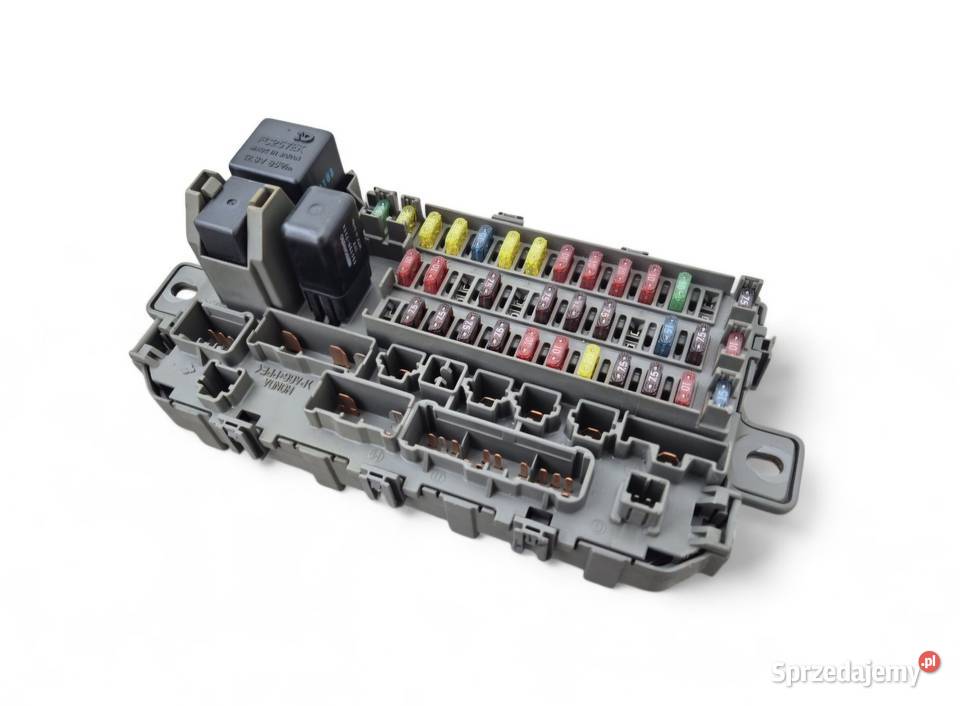 SKRZYNKA BEZPIECZNIKÓW HONDA CRV I 1 20 B