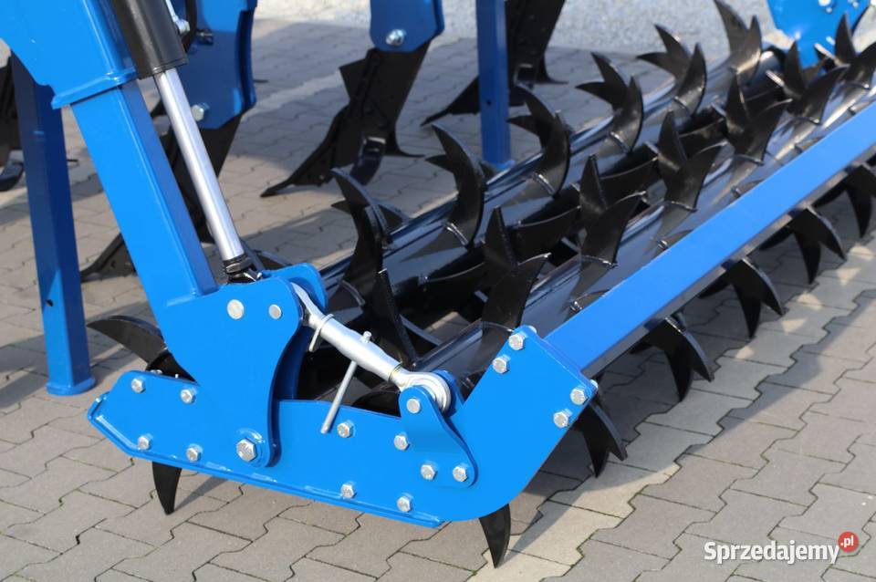 Pług dłutowy U624 szer 3m Proszówka