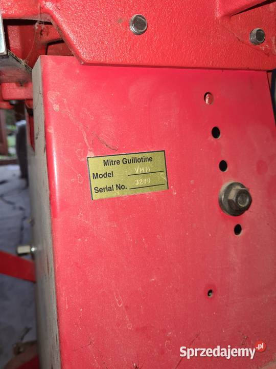 Gilotyna kątowa Mitre Guillotine VMM
