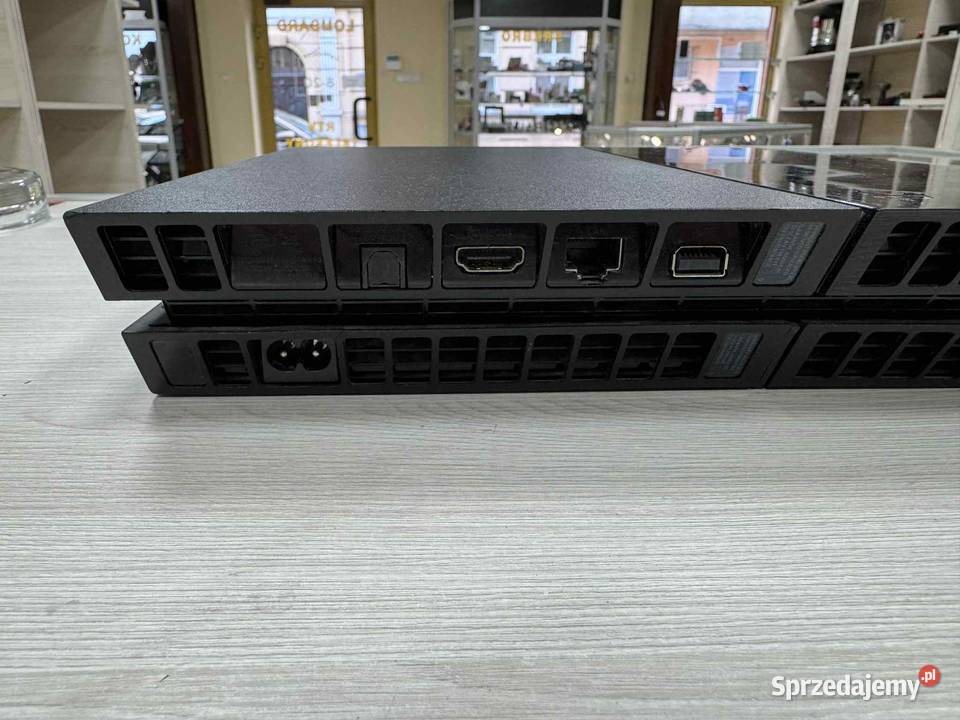 Konsola Sony PlayStation 4 500 GB sprzedam