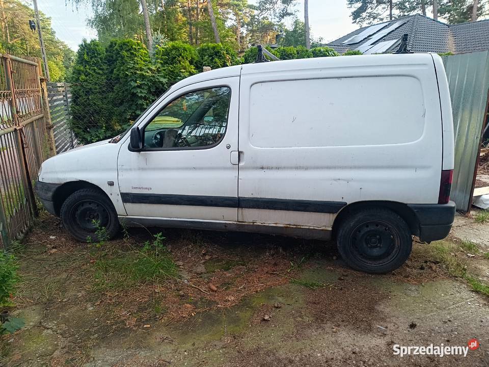 Udział 12 samochodu osobowego Peugeot Partner łódzkie Łask