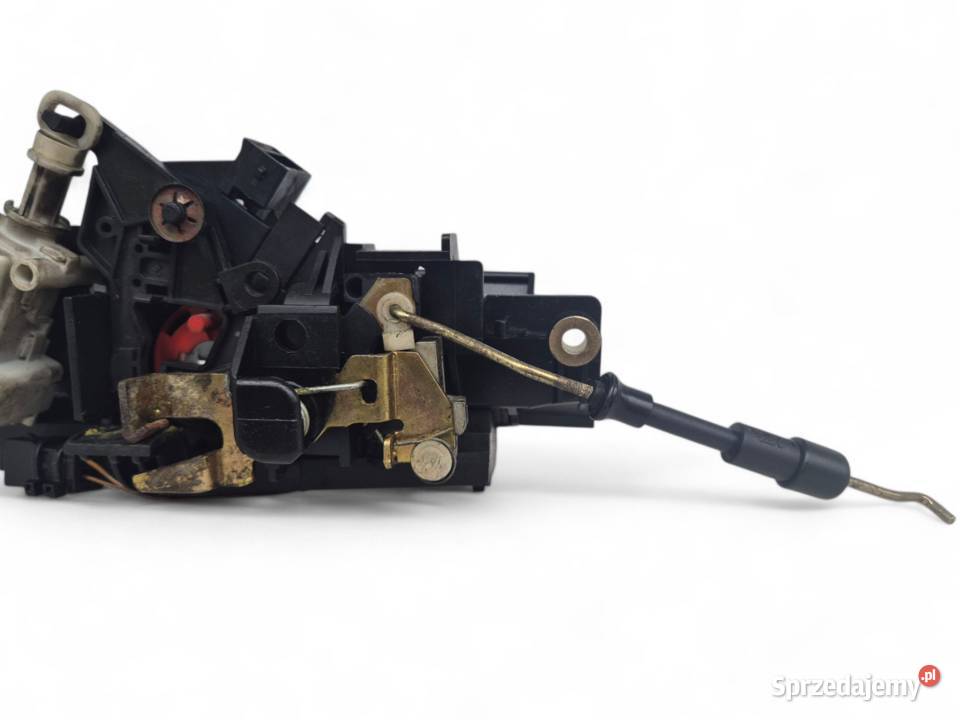 KLAMKA KLAPY BAGAŻNIKA AUDI A6 C5 PRZEDLIFT Działoszyce sprzedam