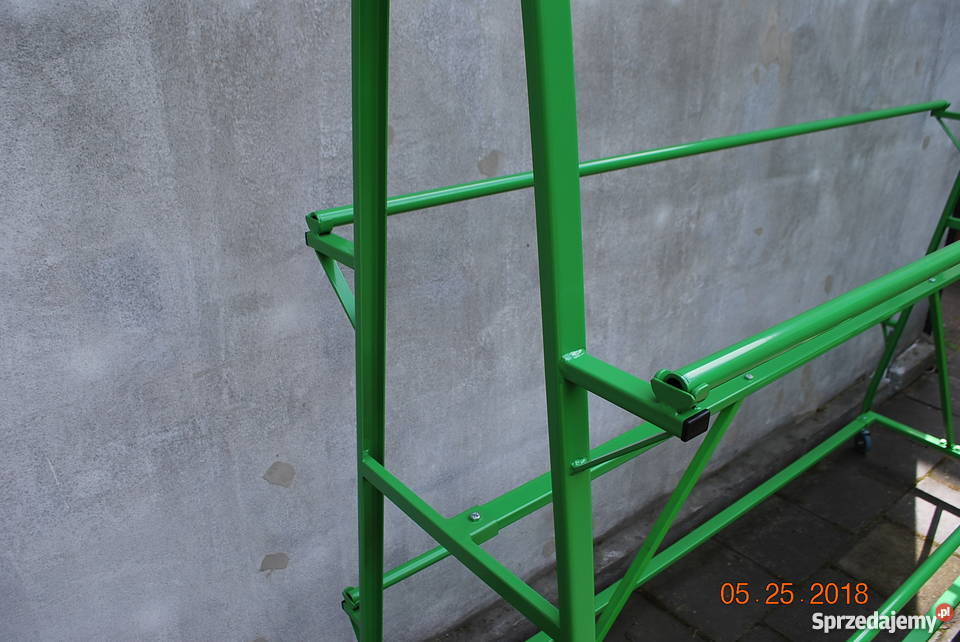 Stojak magazynowy na rolki rulony materiału sprzedam