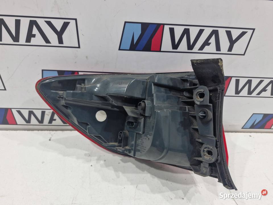 BMW F31 LCI LAMPY TYŁ KOMPLET 7369119 77369120