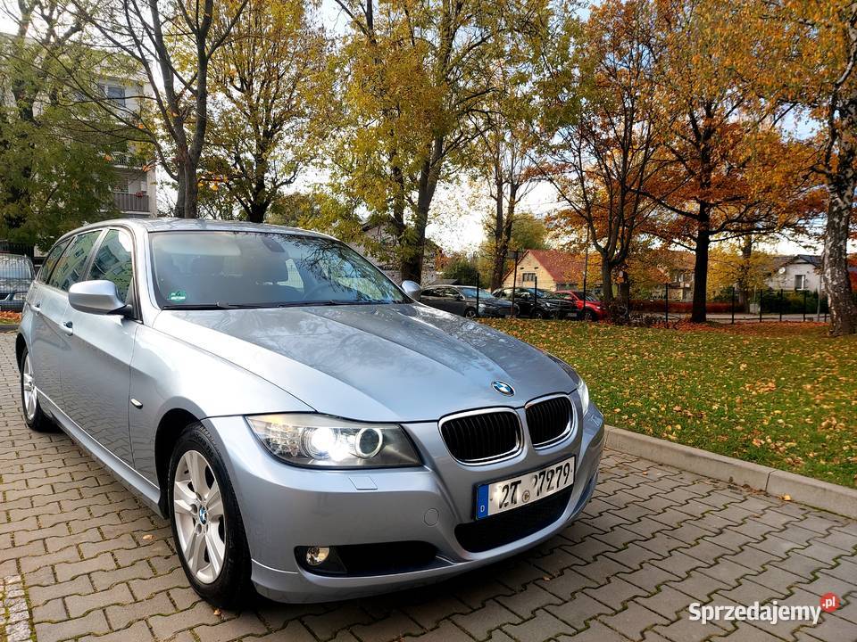 BMW Seria 3 20 Benzyna 2009 143 Ksenon Ringi Dzierżoniów sprzedam