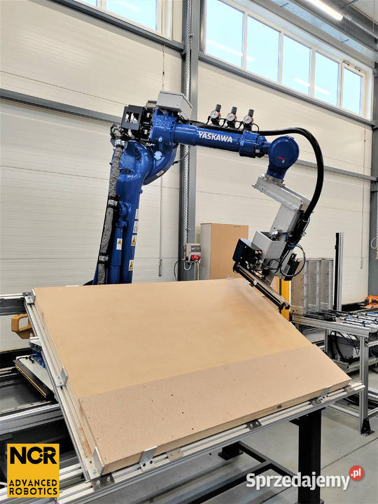 Robot YASKAWA do zbijania stelaży meblowych Produkcja Kępno sprzedam