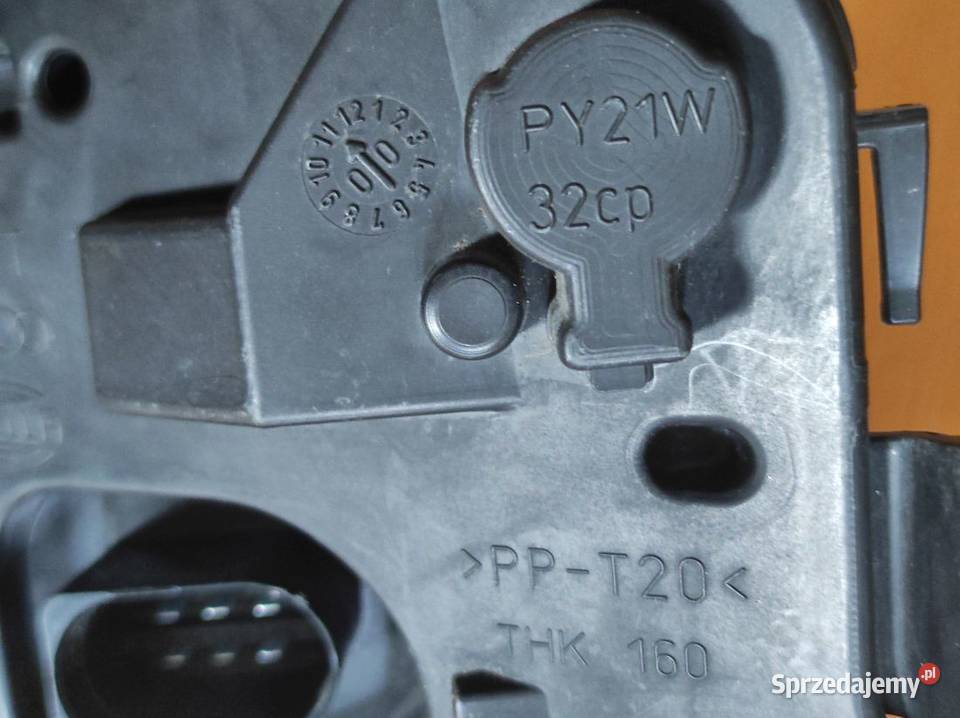 wkład lewy tył do lampy tylnej audi A4 B6