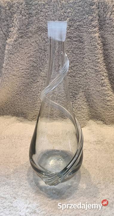 Przepiękna stara stylowa designerska karafka w przezroczysty Brwinów