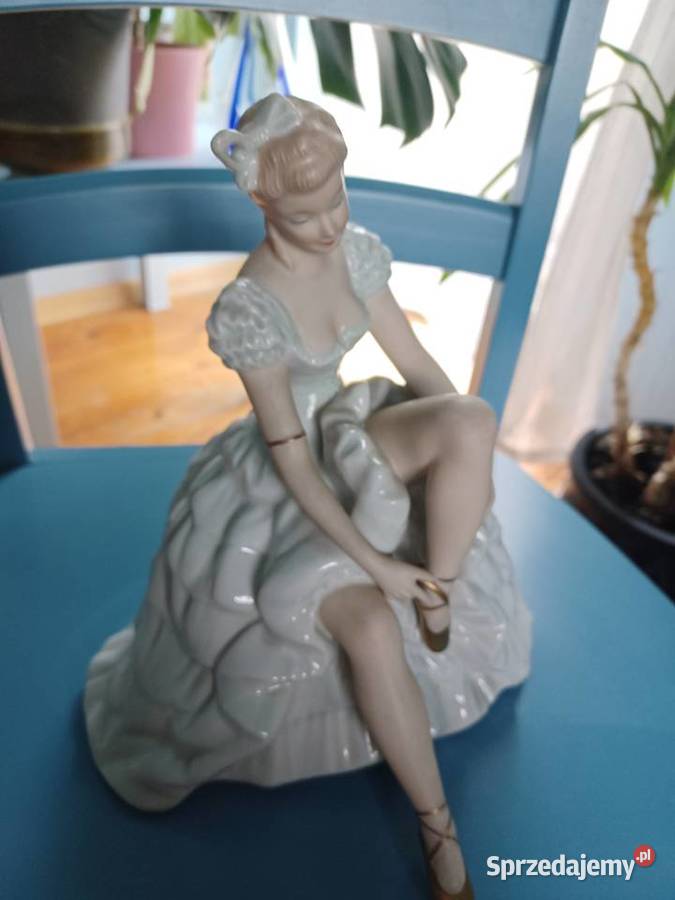 Figurka Baletnica Wallendorf największą z tej Porcelana i szkło Łódź