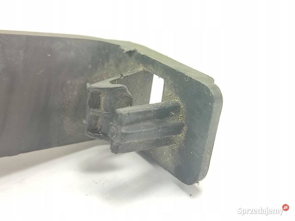 KRATKA ZDERZAKA PRAWY PRZÓD VOLVO V70 II LIFT Listwy i nakładki lubelskie