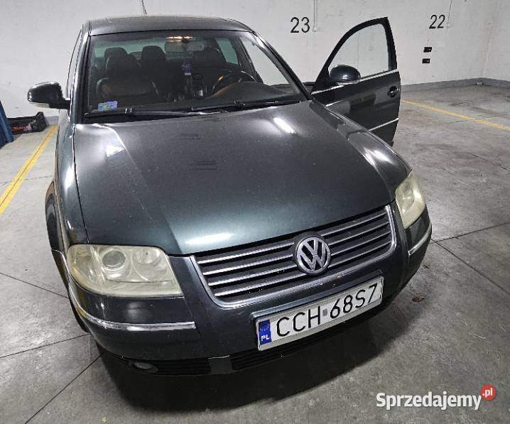 VW PASSAT B5 FL z 2004 roku z silnikiem 25 V6 Toruń