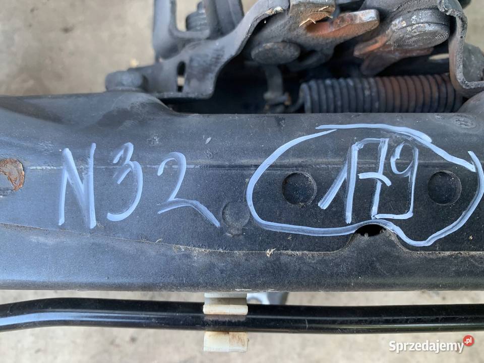 NISSAN JUKE I LIFT 15r pas przód wzmocnienie Pasy przednie i tylne Kielce
