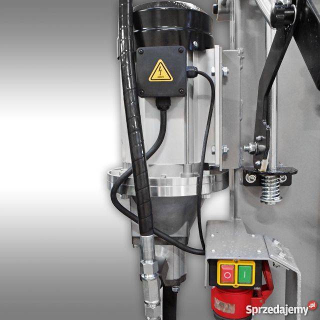 Łuparka hydrauliczna o nacisku 30T Napęd z Izdebki