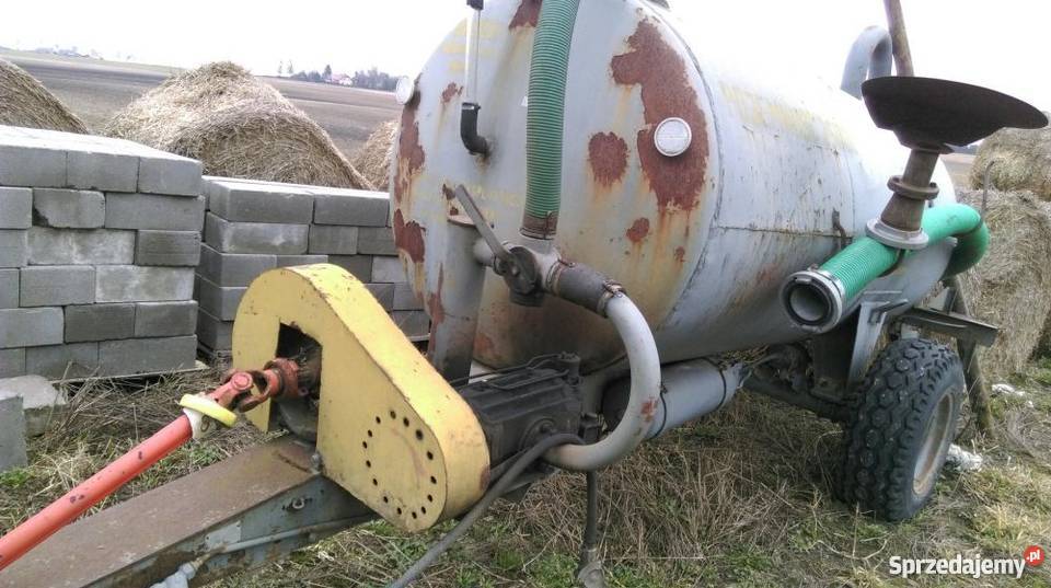 Beczka 2500l Januszewo sprzedam