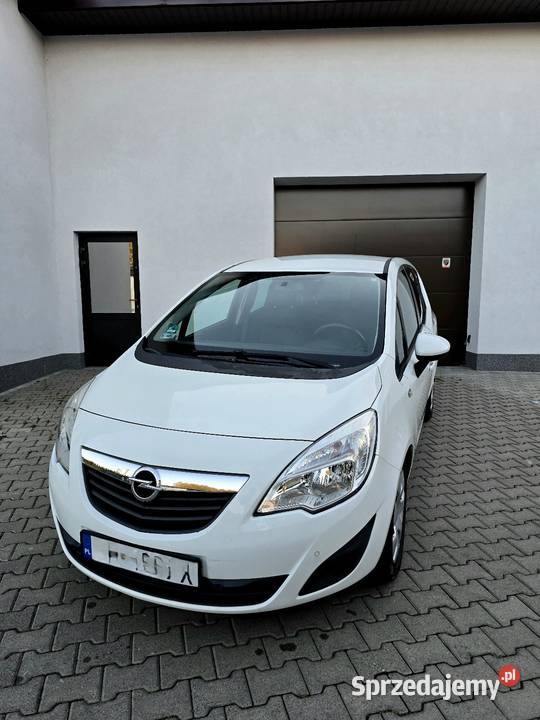 Opelmerova 17 CDTI Super stan Rok produkcji 2013 Andrychów sprzedam