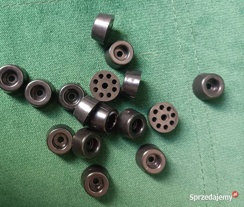 Okrągłe plastikowe podkładki pod meble skrzynie Zbylitowska Góra