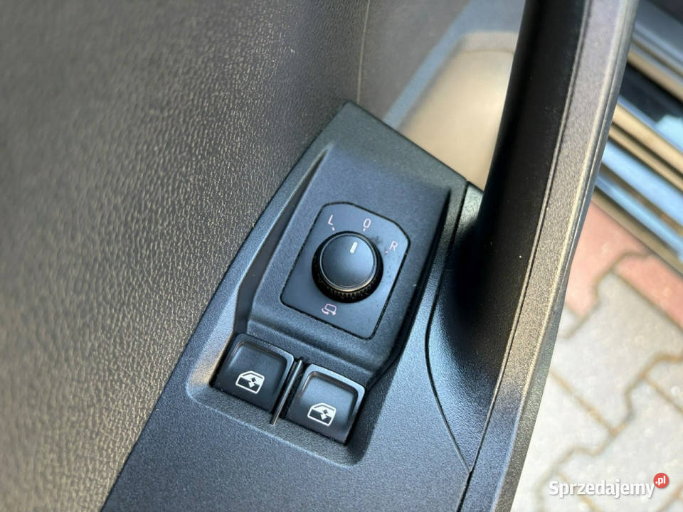 Seat Ibiza 16 TDI Kamera cofania Czujniki elektrochrom. lusterko wst. Lipówki