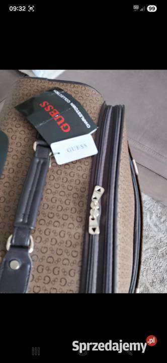 Oryginalna walizka Guess Puławy