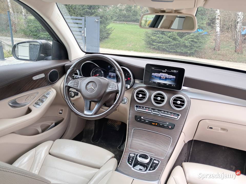 Mercedes Benz GLC 250 4MATIC AMG LINE Benzyna Brzozów