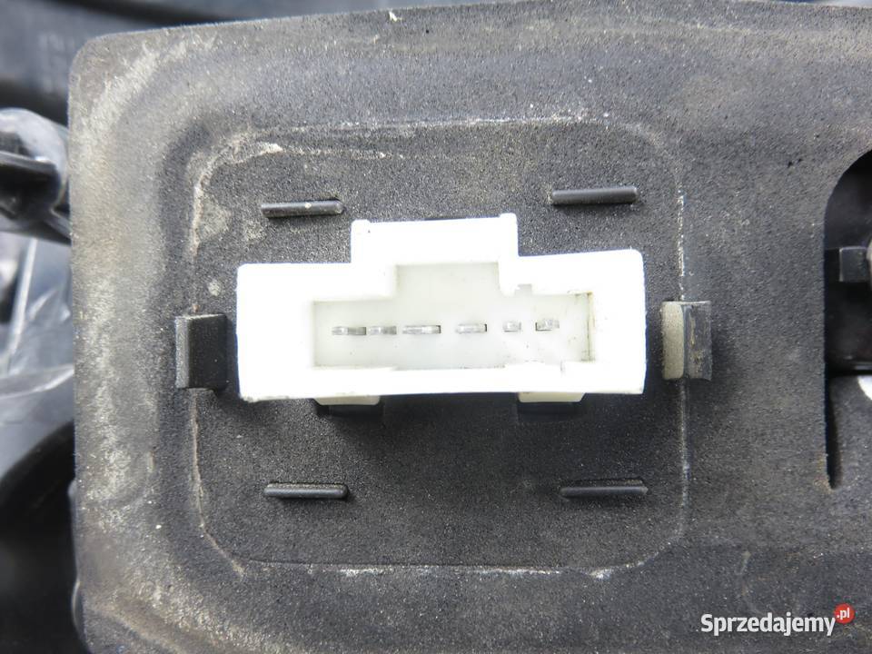 LAMPA PRAWA TYLNA CITROEN C3 II SC