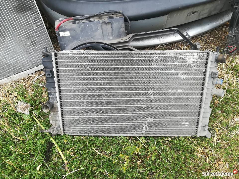 CHŁODNICA WODY OPEL VECTRA B 16 18 20 16V