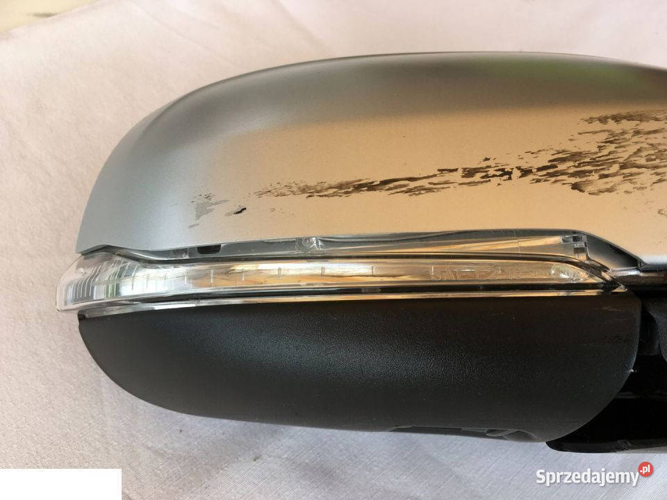 VOLVO V40 XC40 LUSTERKO PRAWE 8 PIN Kozubszczyzna