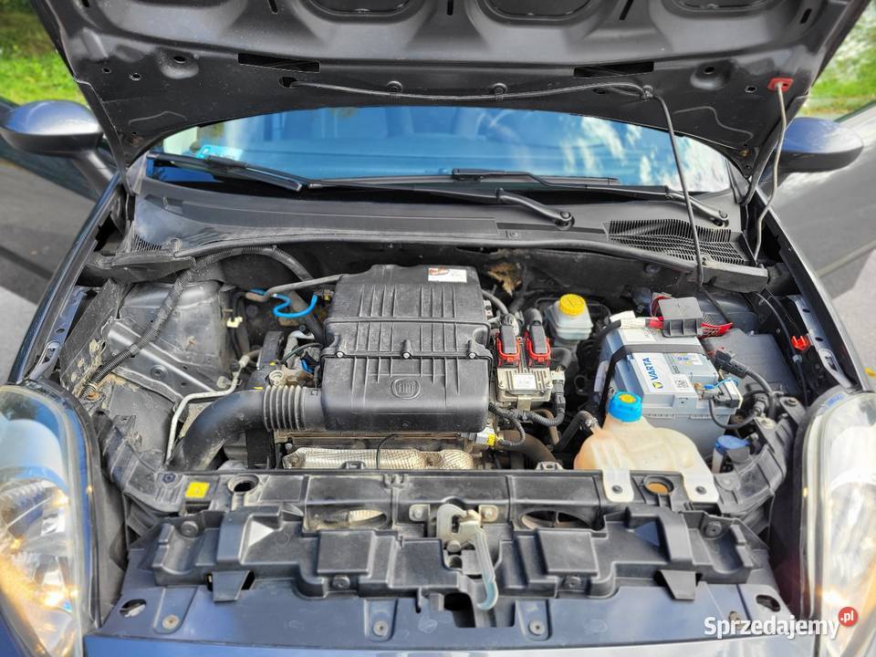 Fiat Punto 2013r Salon Polska Bezwypadkowy 14 garażowany Punto 2012 Częstochowa sprzedam