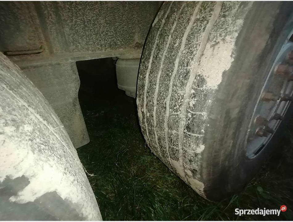 Naczepa z wózkiem Przyczepa do balotow wózek Morąg