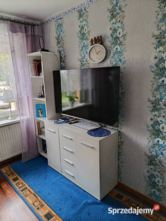Sprzedam przestronne mieszkanie 5860 m2 oddzielna kuchnia Ksawerów sprzedam