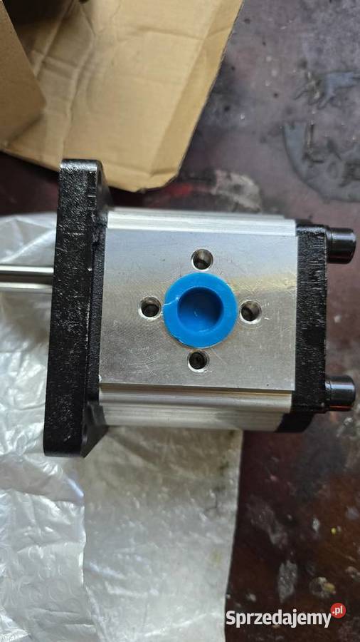 Pompa oleju ciągnika YTO X904 Zefir Hydraulika Miechów sprzedam