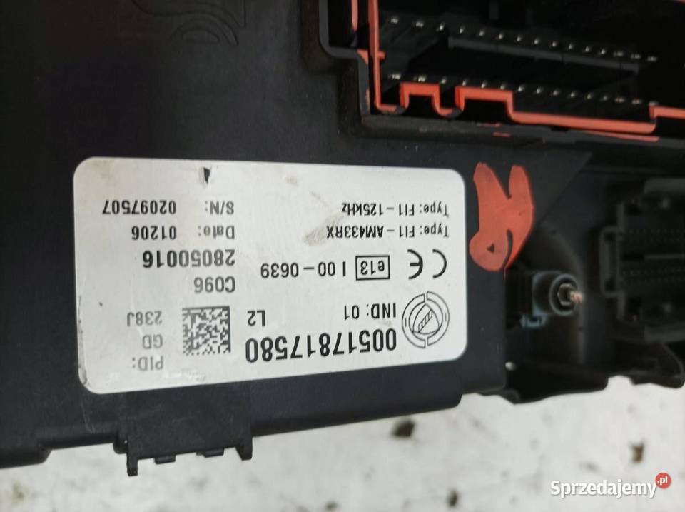 SKRZYNKA BSI 00517817580 Fiat Grande Punto I