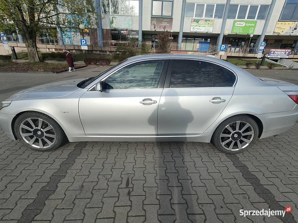 Syndyk sprzeda BMW 528i 2009 r 172KM mazowieckie Warszawa