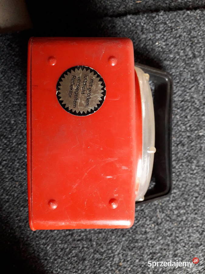 Latarka VARTA vintage czerwona Warszawa