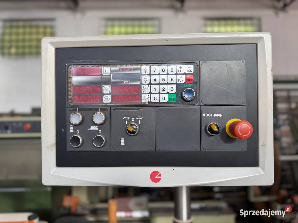 Frezarka dolnowrzeciona SCM T 130 E