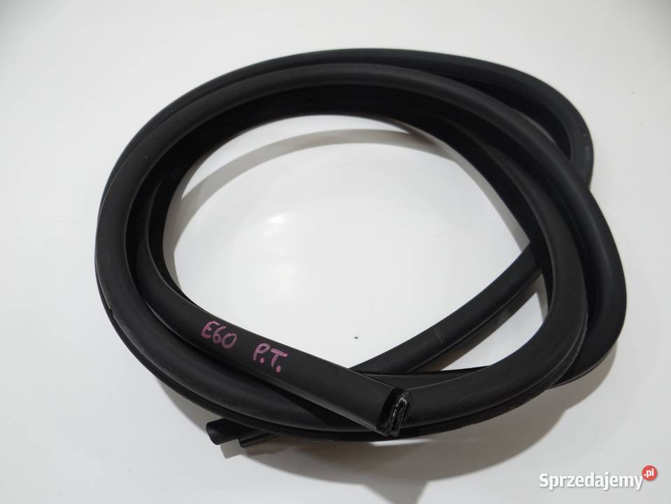 BMW E60 USZCZELKA DRZWI PRAWY TYŁ 7033776 Części samochodowe Strzyżewice