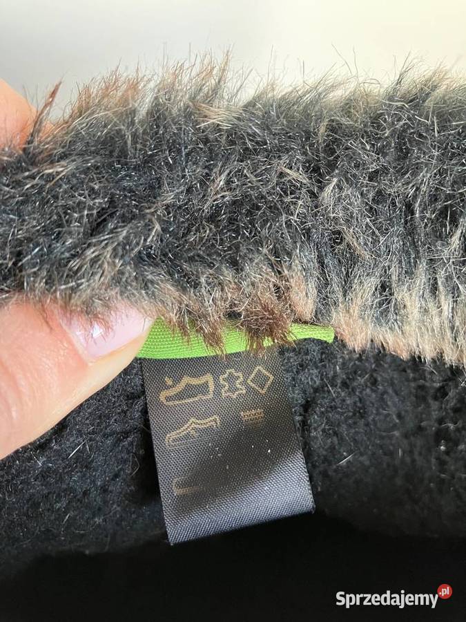 Czarne buty skórzane śniegowce Tamaris zamsz 38 Tamaris Nisko