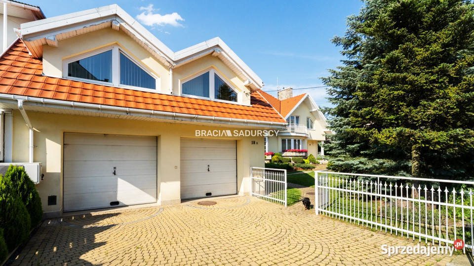 sprzedaży domu wolnostojącego 7752m2 Wieliczka 2 piętra