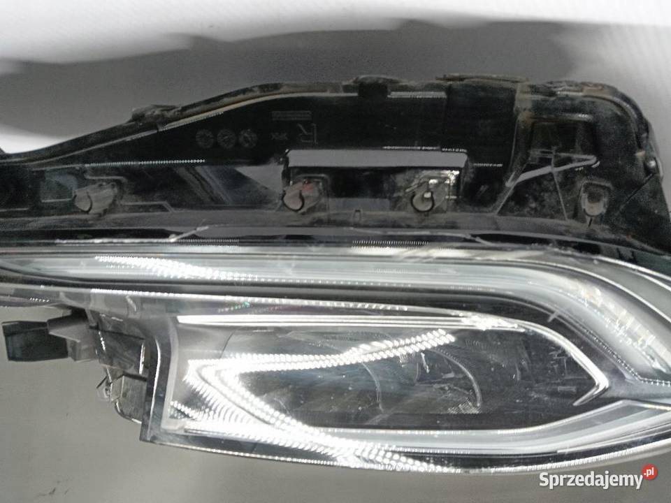 LAMPA PRAWA PRZÓD PRZEDNIA TOYOTA AYGO X 2022