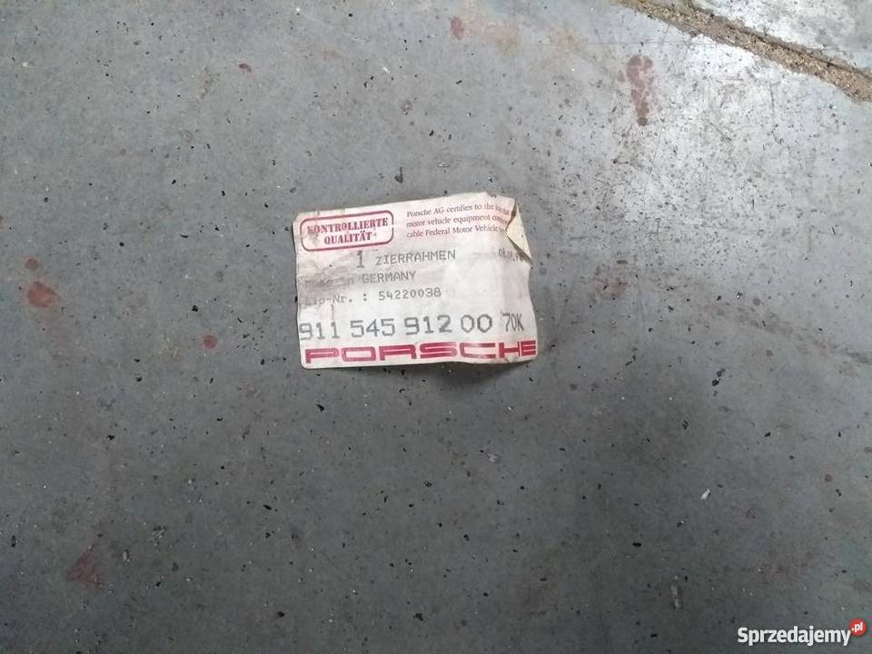PORSCHE 911 964 listwa szyby tył prawa Pilzno