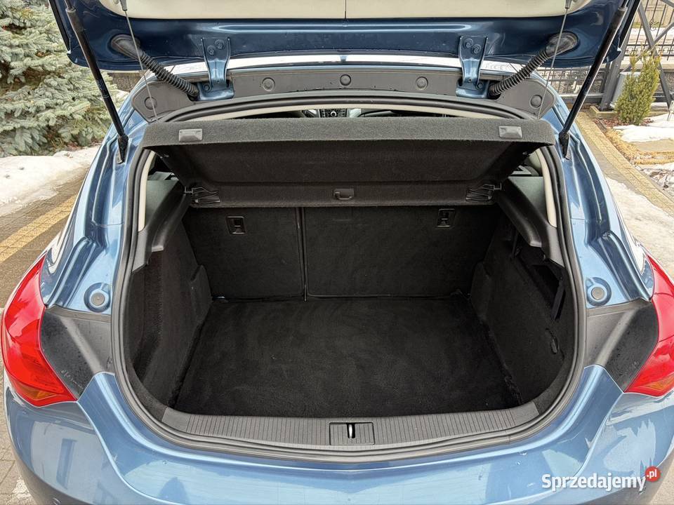 Opel Astra 14T HB Active niebieski Okuniew