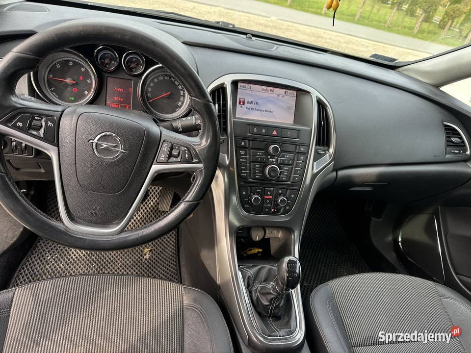 Opel astra J 17 diesel 2011r Astra
